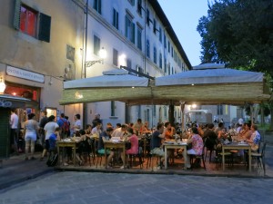 Eat horse meat in Santo Spirito, Florence