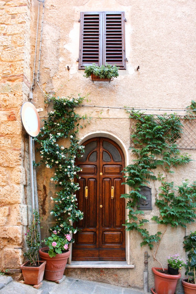 Doors in Italy