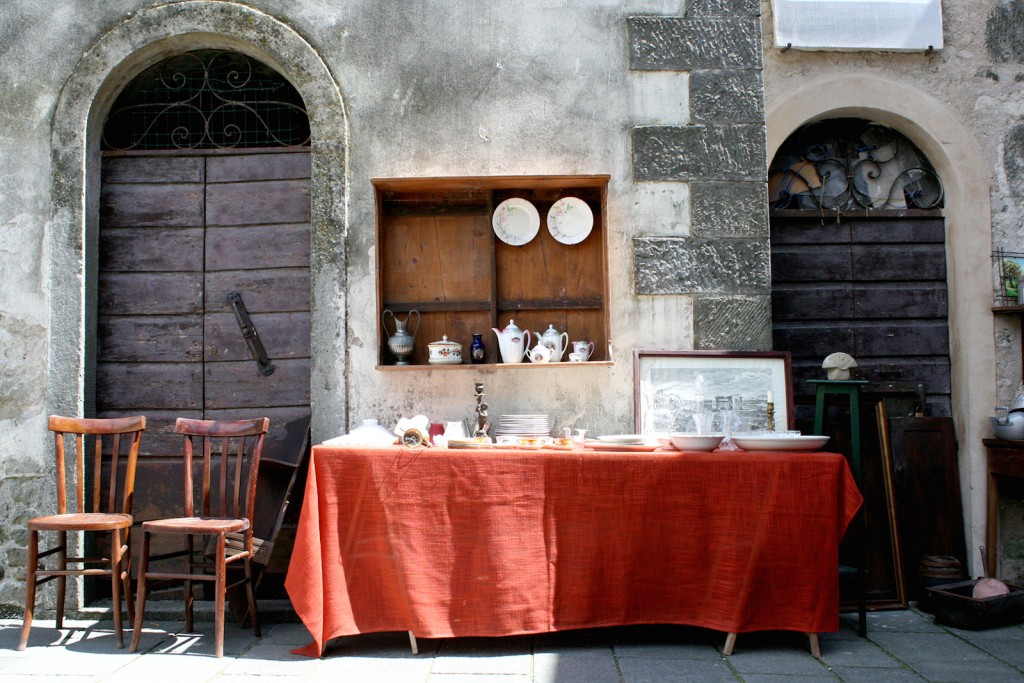 Filetto flea markets in Tuscany