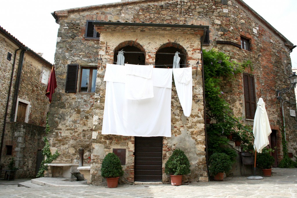 Laundry in Maremma Montemerano