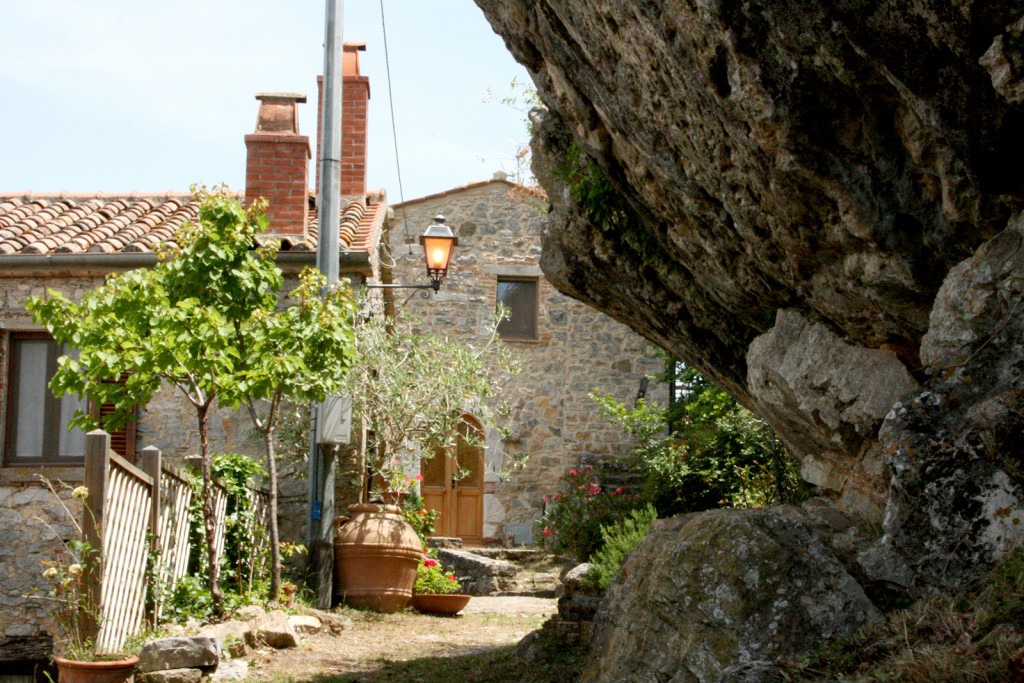 Rocchette di Fazio streets